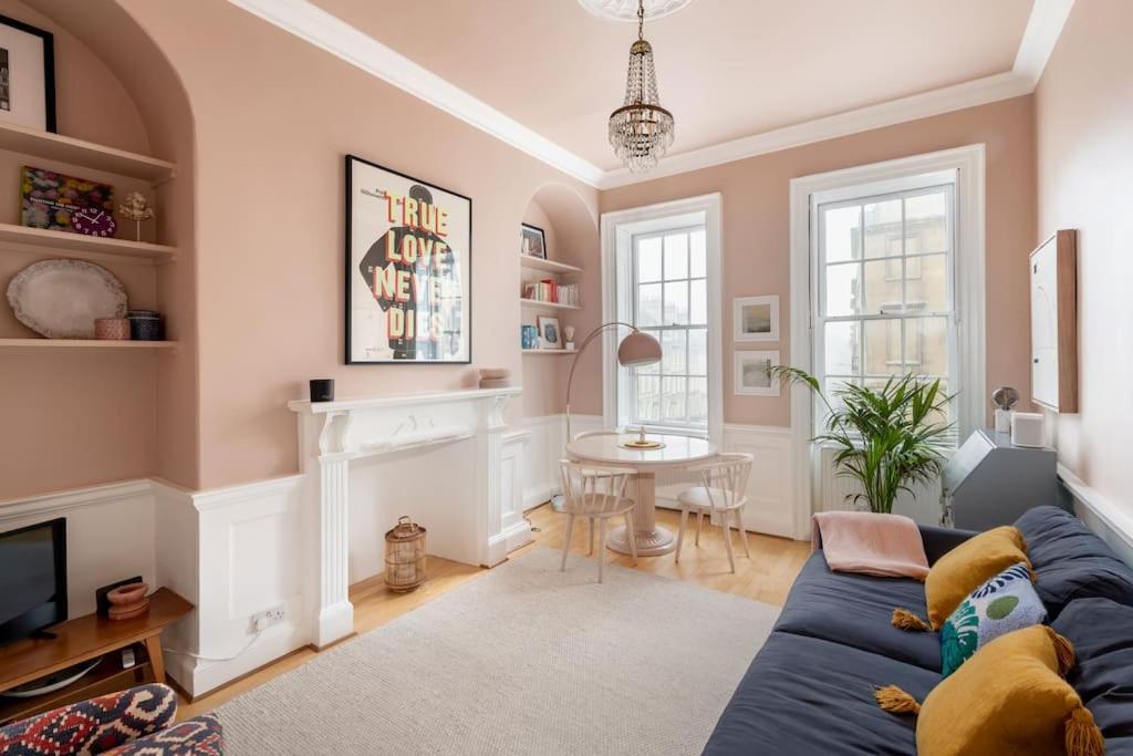 Stylish Central Apartment With Parking - Garden And Workspace Bath Dış mekan fotoğraf